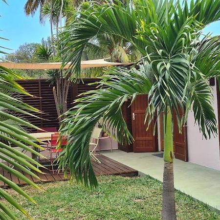 הוילה לה סאלין לה ביינס Bungalow De Charme מראה חיצוני תמונה